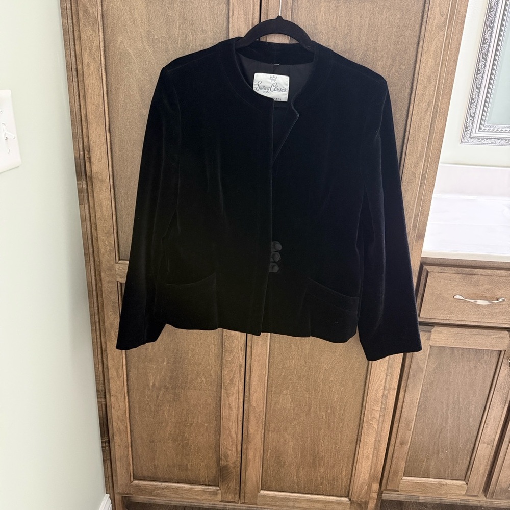 Vintage Black Velvet Women's Blazer Suit Jacket